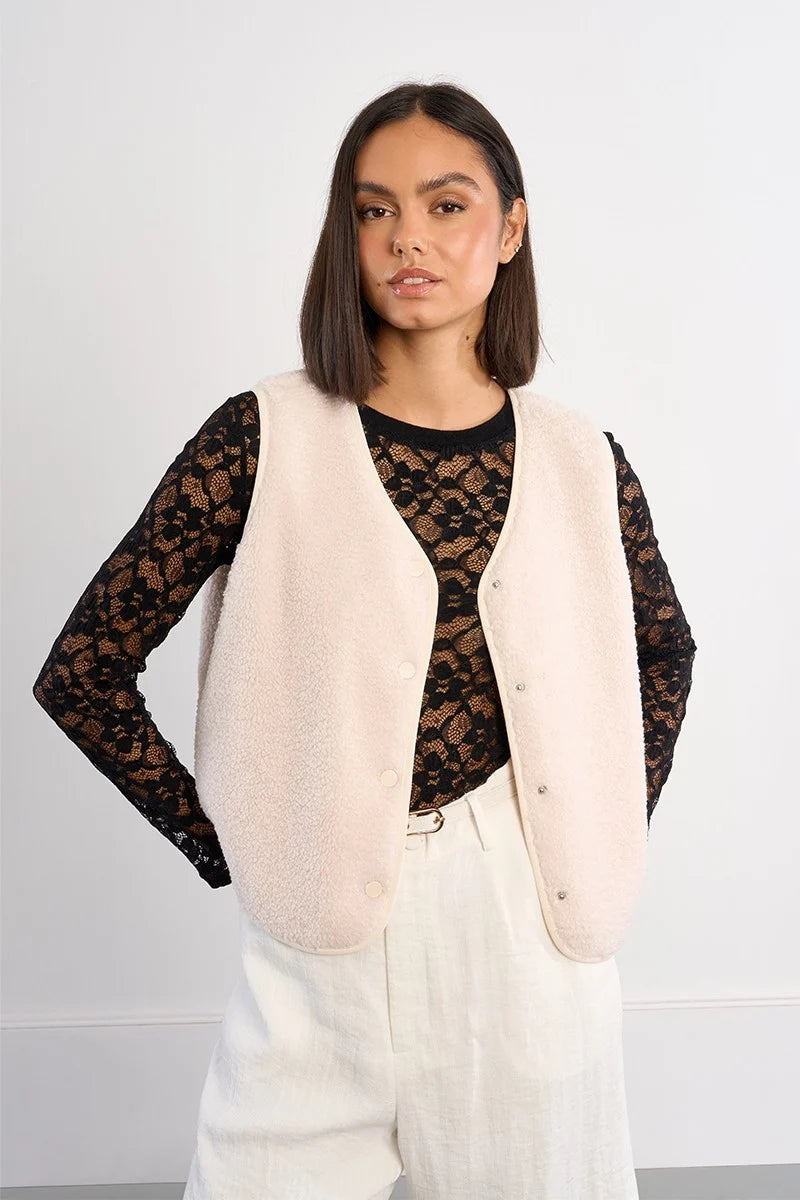 Molly Bracken Vest In Ecru