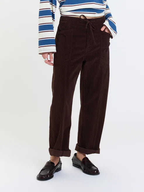 Daze Villa High Rise Drawstring Barrel Jean in Chocolate Cord