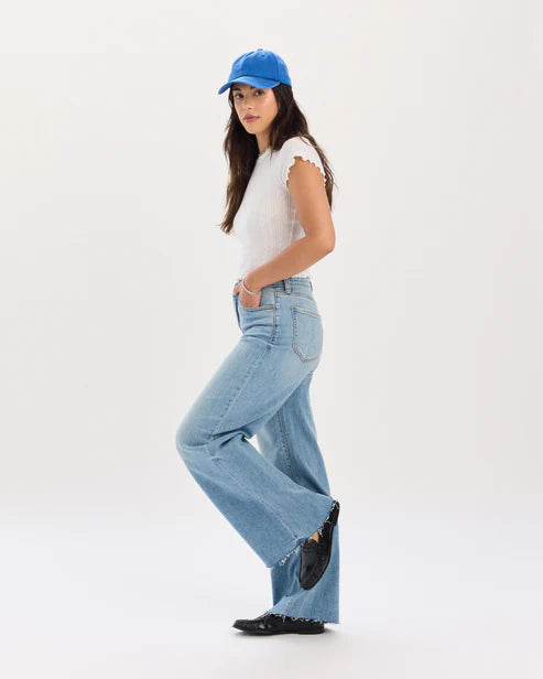 Daze Far Out High Rise Wide Leg in Fools Gold