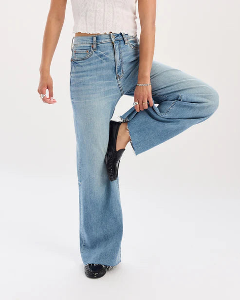 Daze Far Out High Rise Wide Leg in Fools Gold