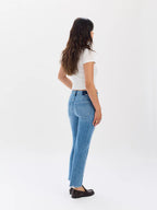 Daze Mid Rise Rebel Ankle Slim Straight in Real Deal
