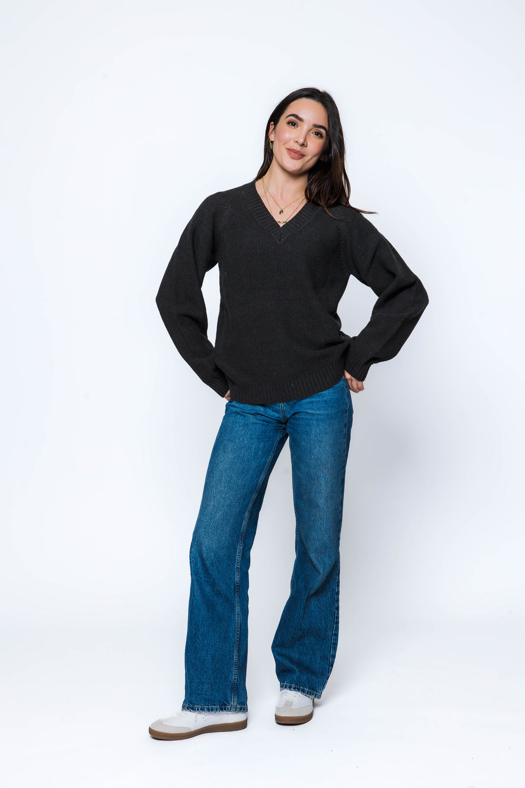 Orb Leandra Vee Neck Pullover In Black Marle