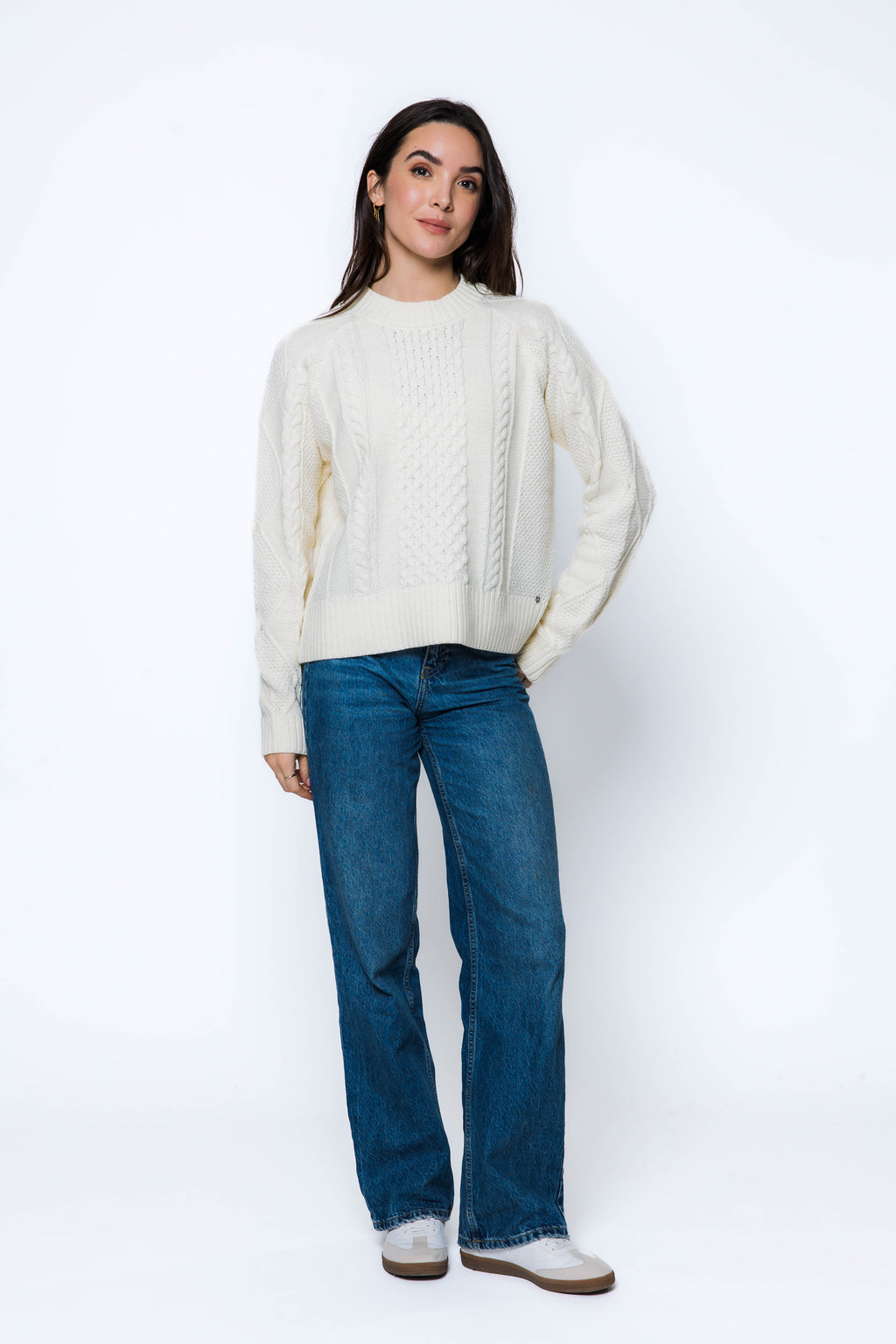 Orb Willa Cabled Raglan Pullover In Winter White