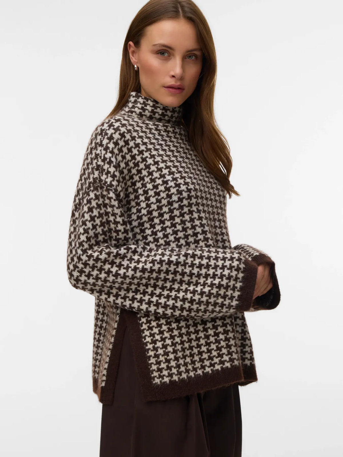 Vero Moda Como Sweater in Chocolate Torte / Birch