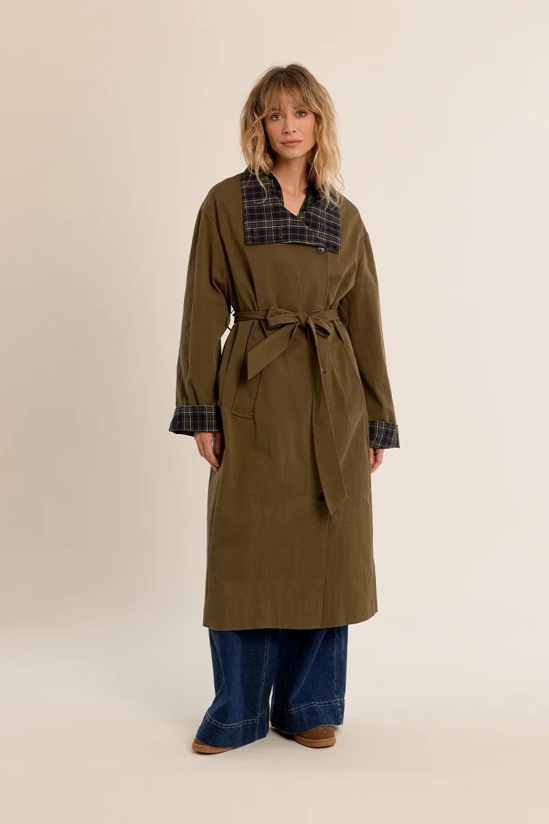 Molly Bracken Trench In Brown